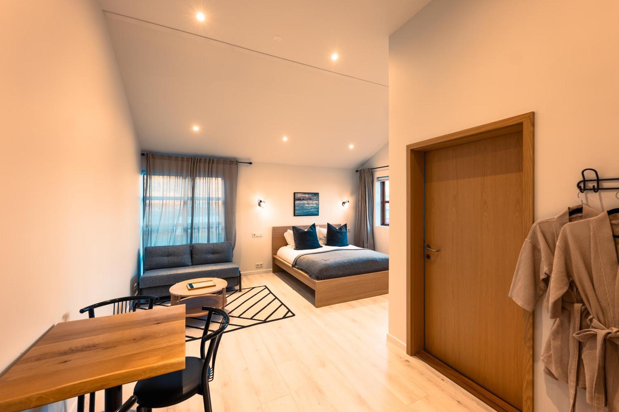 Garthur Stay Inn & Secret Lagoon Included! ฟลูดีร์ ภายนอก รูปภาพ